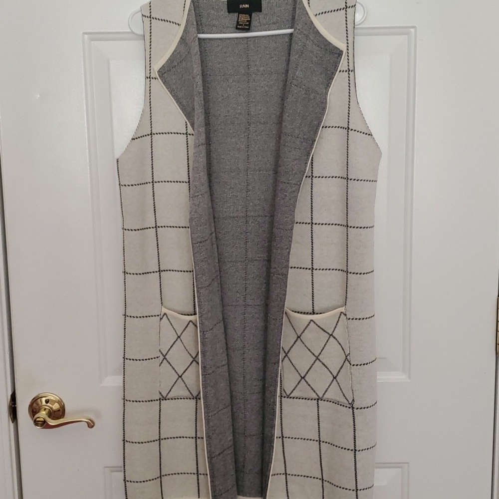 Rain Women's Gray and Cream Plaid Long  Vest